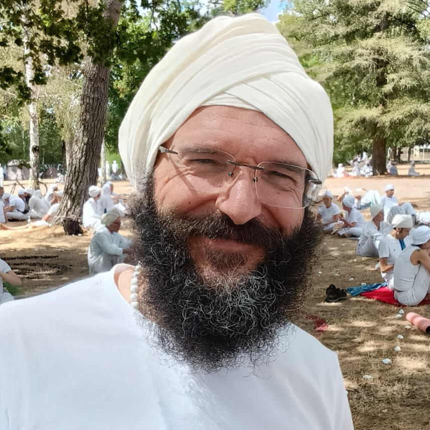 Narayan Kirtan / Javier Sánchez Medina Narayan Kirtan / Javier Sánchez Medina